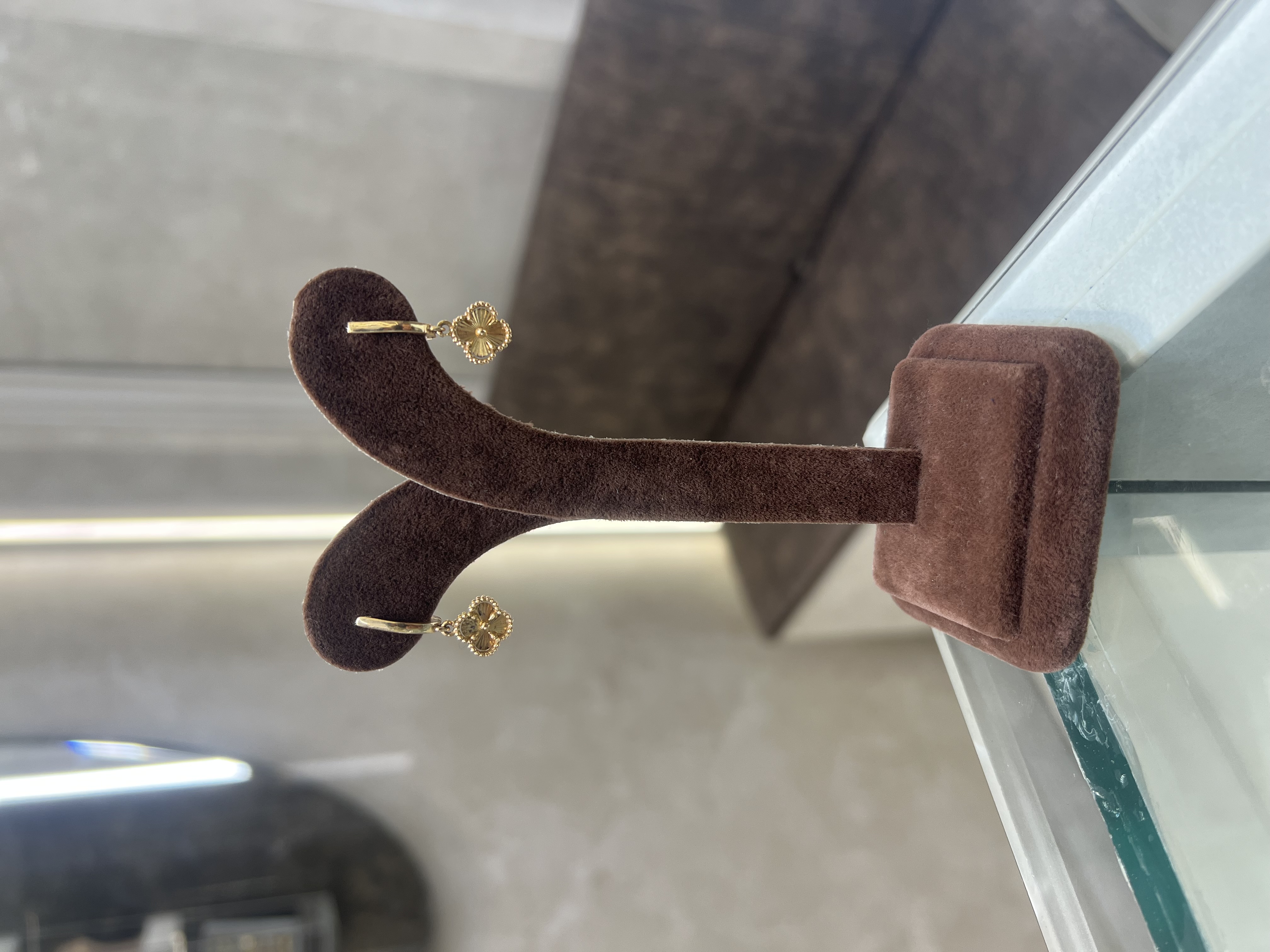 گوشواره ونکلیف (بدون اجرت)